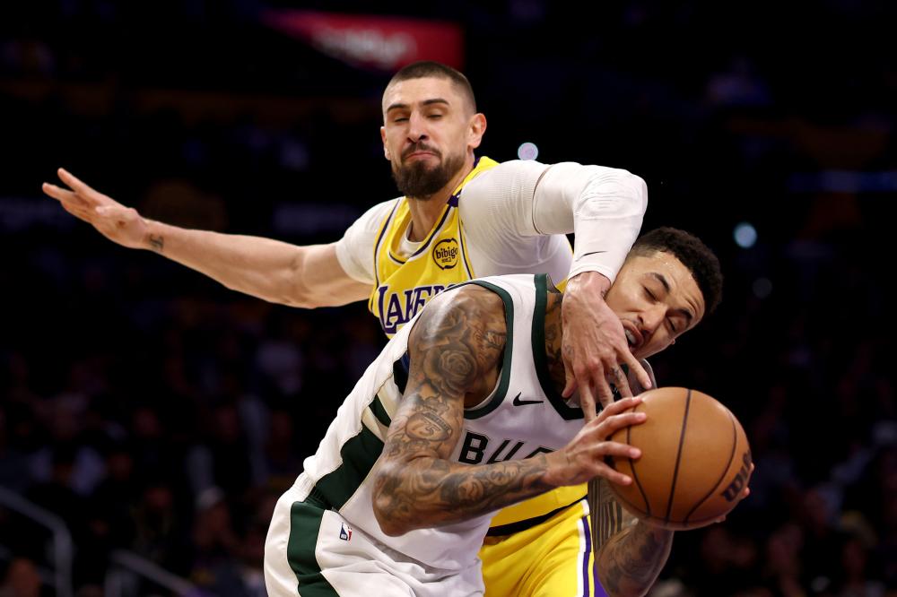 老鹰俯冲而 老鹰俯冲而